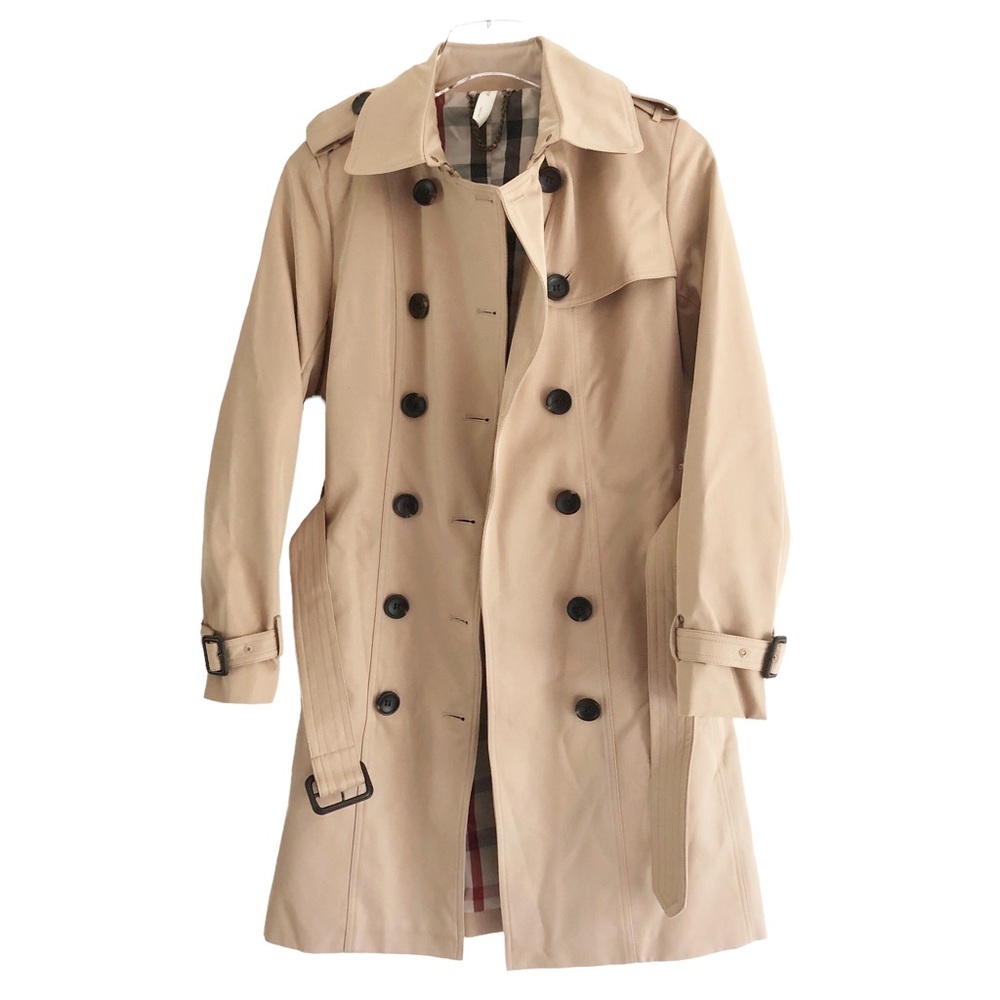 Classic Tan Trench Coat for Women - Picture 13 of 14